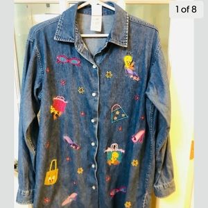 Warner Bro. 90’s Vintage Looney Toon Denim Shirt Women Small 100% cotton Disney